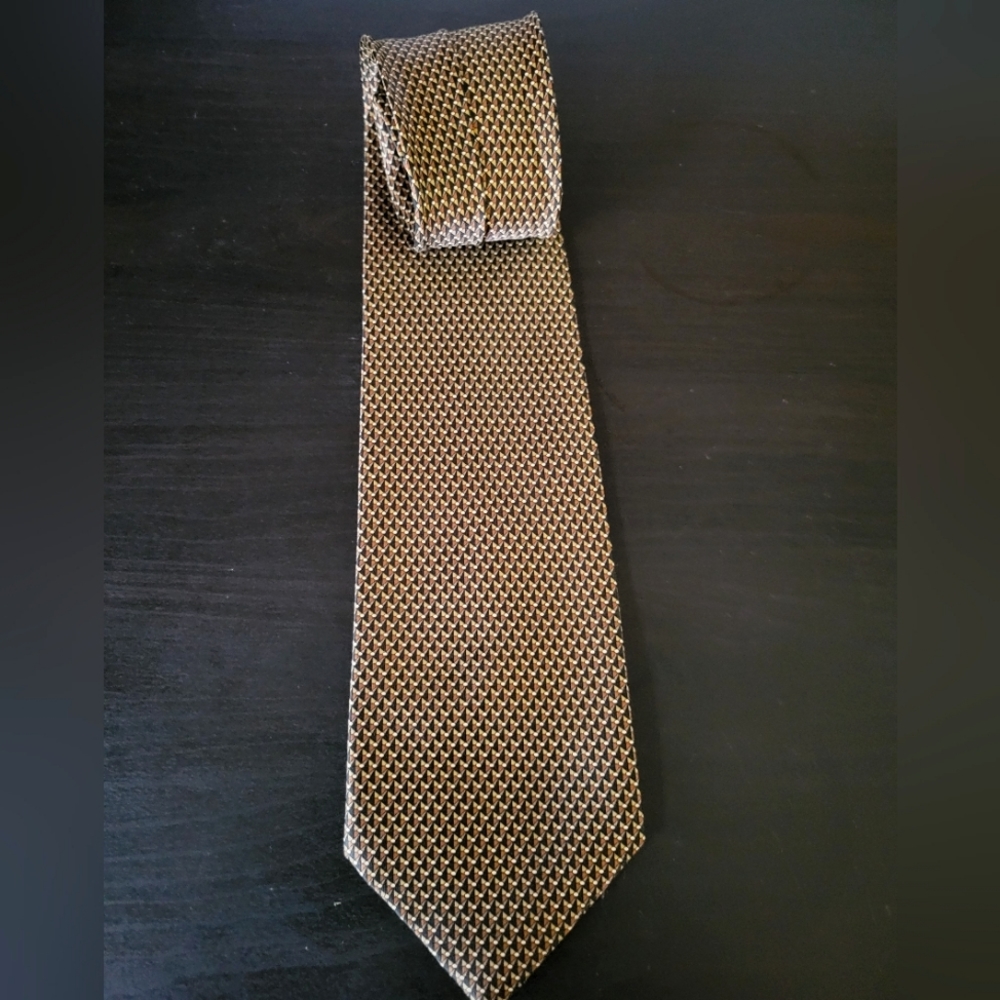 Rene Chagal 100% silk patterned tie